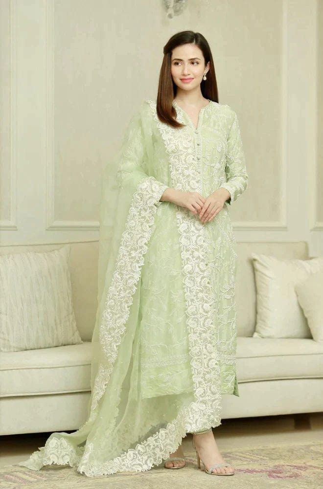 Bareeze D-30 Embroidered Lawn 3pc