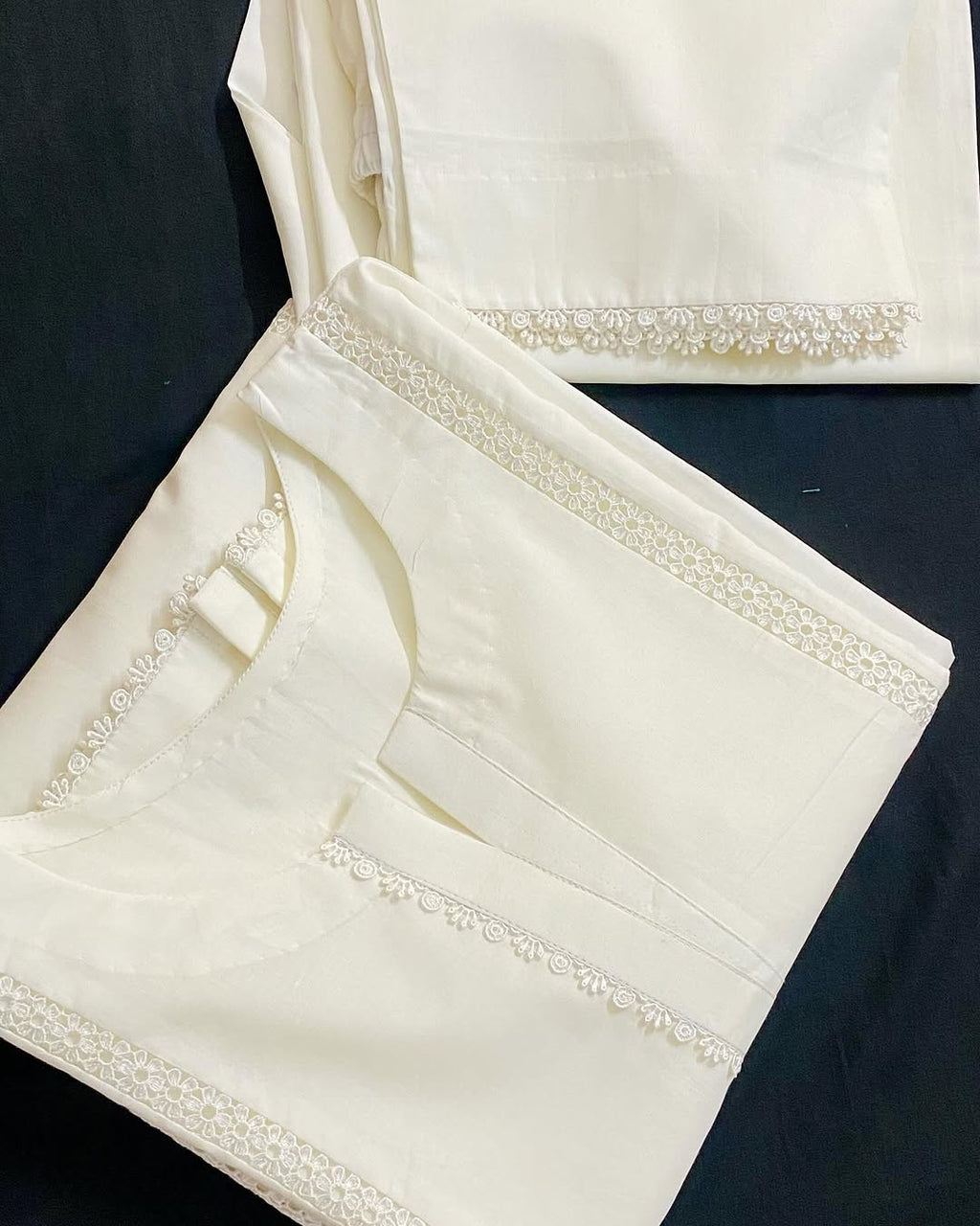 Sf 375 - White Lace Work lawn 2 Pc Stitched Suit