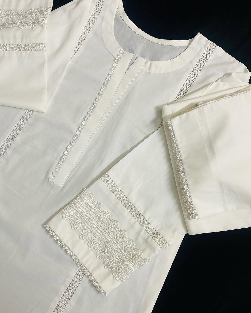 Sf 375 - White Lace Work lawn 2 Pc Stitched Suit