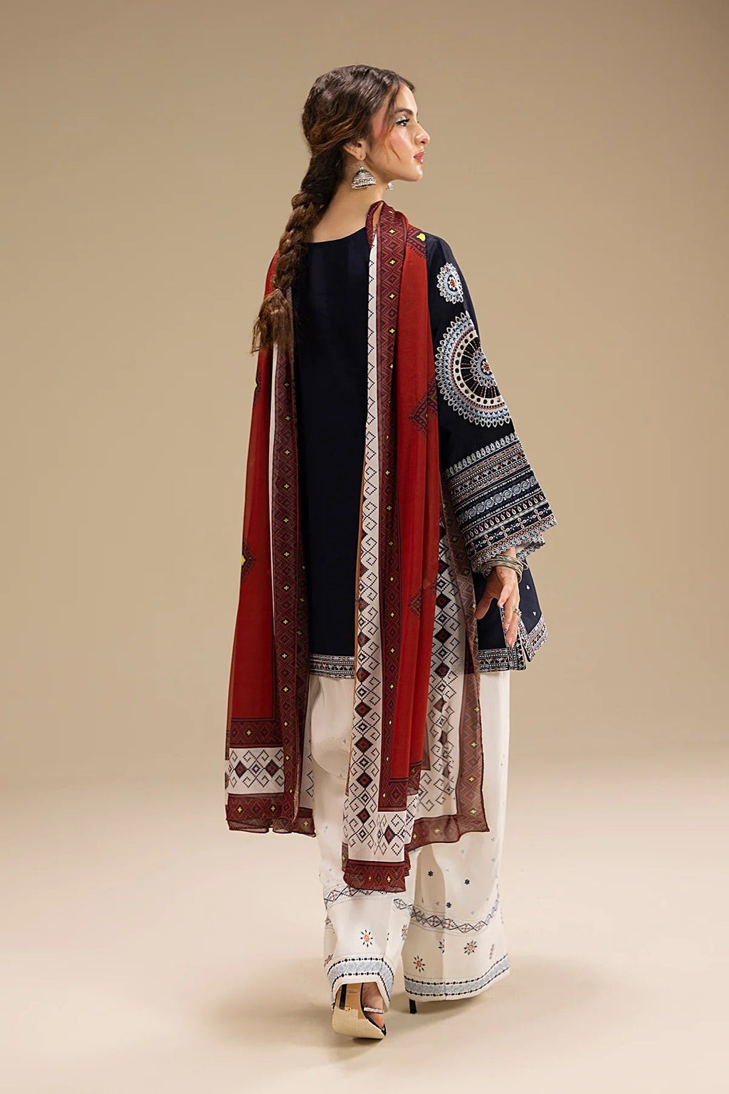 SF - 404 | Roha  3 Pc Stitched